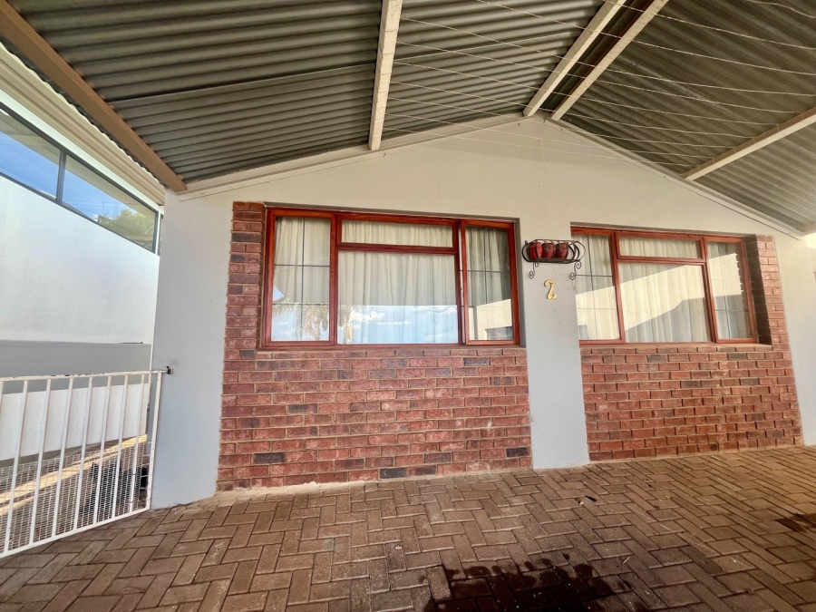 3 Bedroom Property for Sale in Wilkoppies North West